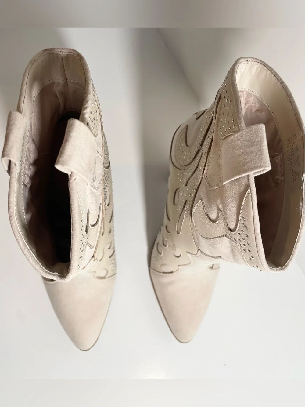 CARLOS SANTANA Cream Western Ankle Boots with Stud Detail - Picture 12 of 15